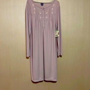 Laura Scott Sleepwear